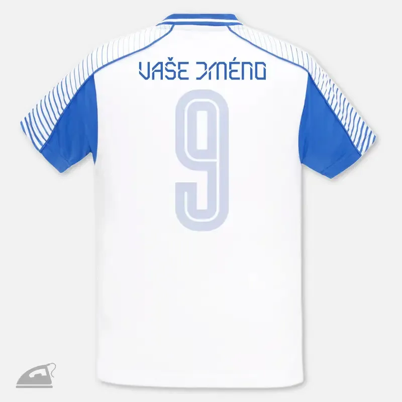 Modrý nažehlovací potisk jména nebo názvu sportovního klubu na záda dresu - výroba na přání.