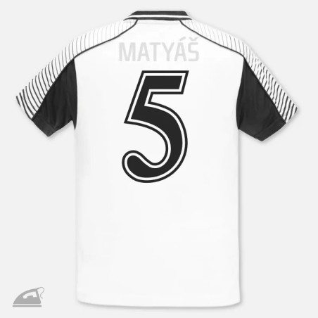 Nažehlovací číslo na potisk sportovního dresu.