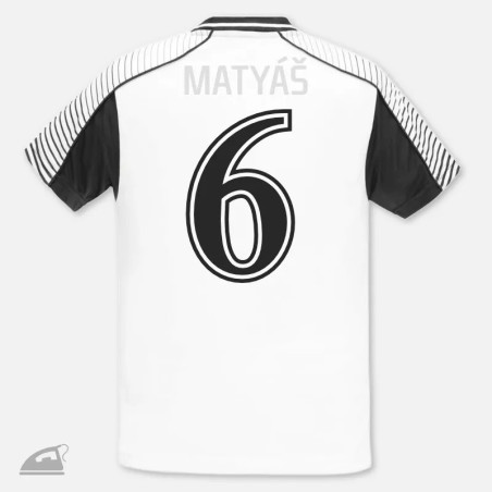 Nažehlovací číslo na potisk sportovního dresu.