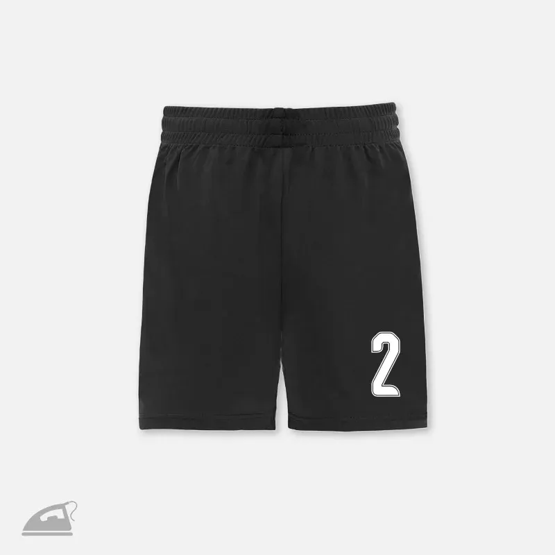 Bílé nažehlovací číslo 2 na fotbalový sportovní dres nebo trenýrky.