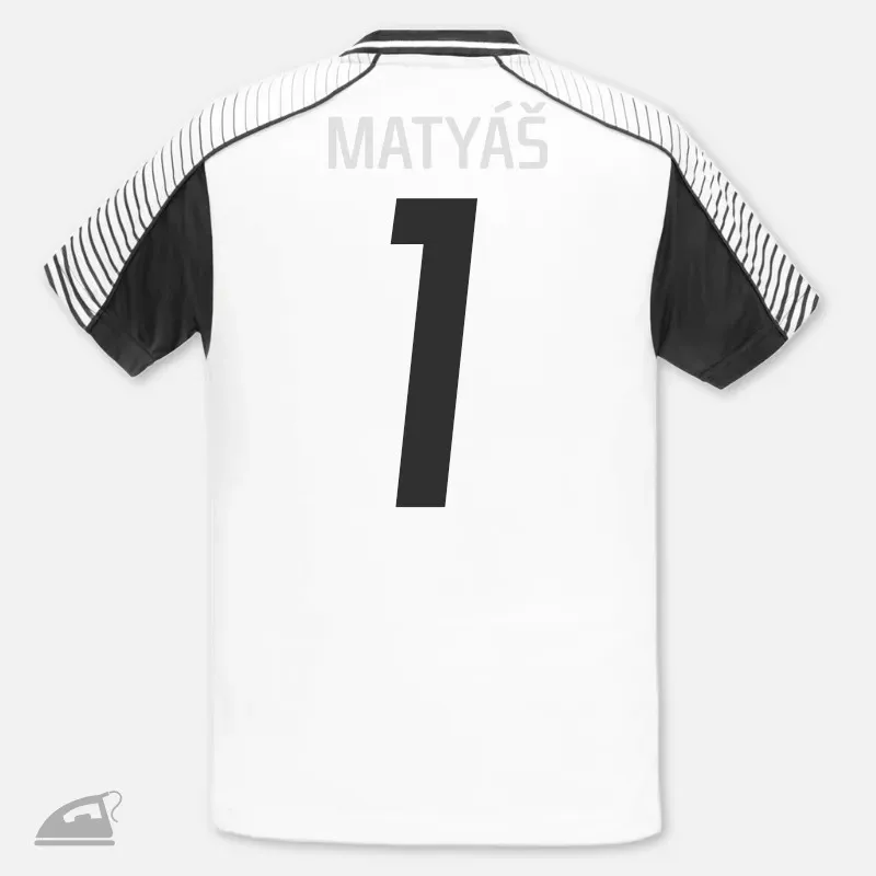 Nažehlovací číslo 1 na dětský sportovní nebo fotbalový dres k domácímu nažehlení - černé.