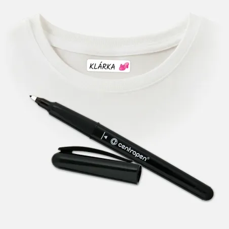 Popisovač k nažehlovacím jmenovkám na oblečení.