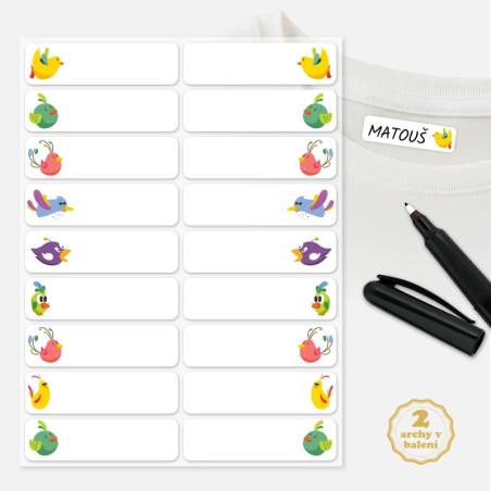 Nažehlovací jmenovky na dětské oblečení s motivem ptáčků.