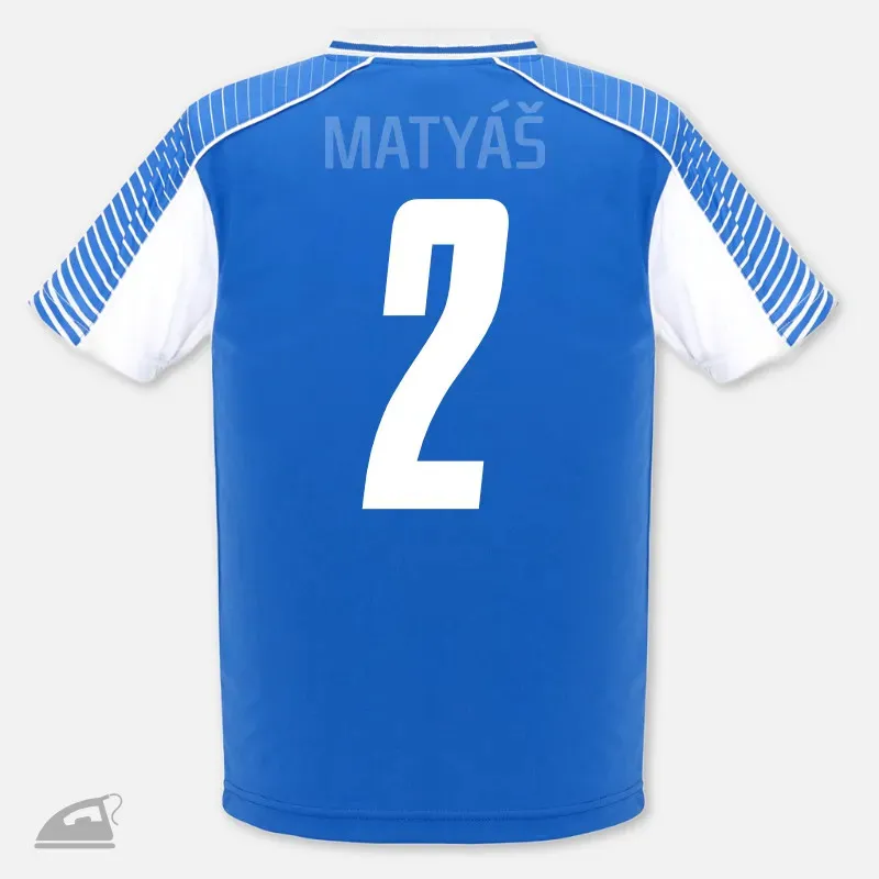 Bílá nažehlovačka - číslo 2 na sportovní dres, nažehlení žehličkou, pro dospělé.