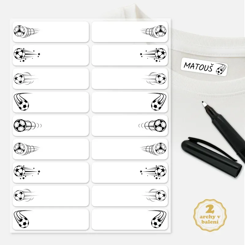 Nažehlovací popisovatelné štítky na chlapecké oblečení - fotbalové míče.