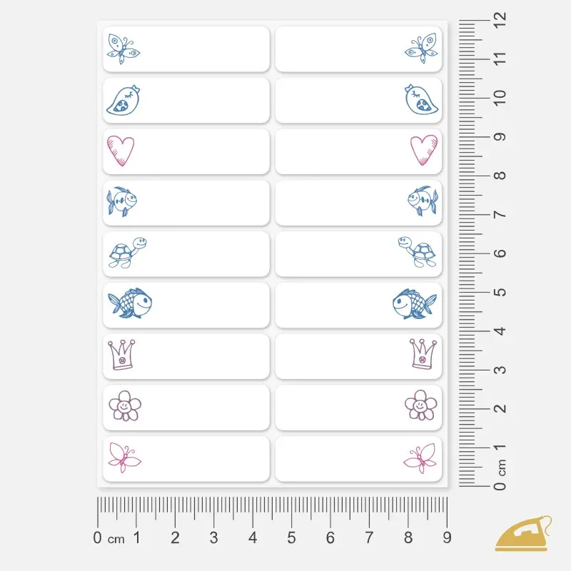 Dívčí popisovatelné jmenovky k nažehlení na oblečení.