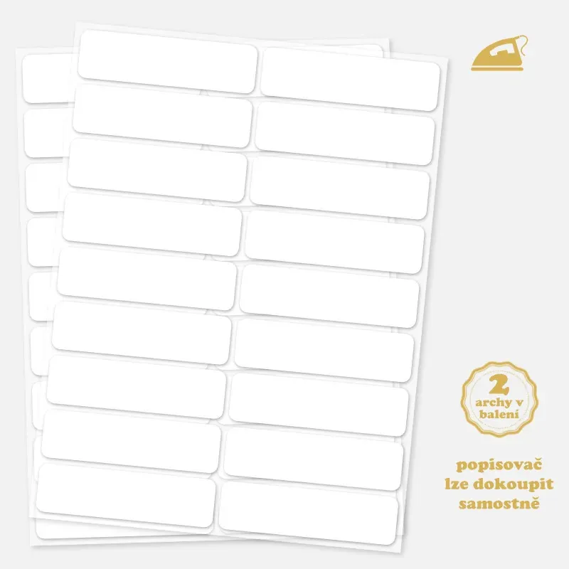 Bílé nažehlovací štítky na oblečení, popisovatelné.