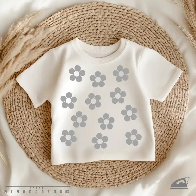 Reflexní nažehlovací kytičky k domácímu nažehlení.