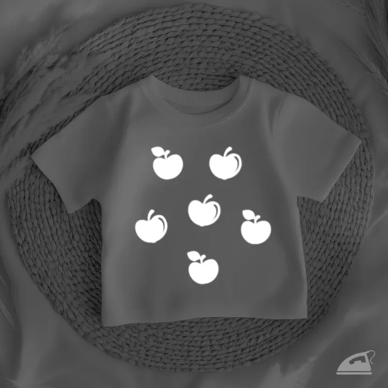 Reflexní nažehlovačky Jablíčka pro děti, zejména holčičky.