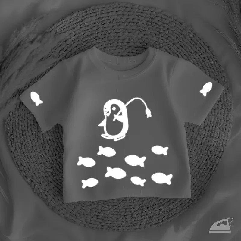 Reflexní nažehlovačky Tučňák rybář a rybičky – ke zvýšení viditelnosti.