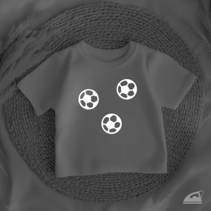 Reflexní nažehlovačky Fotbalové míče – vysoká viditelnost.