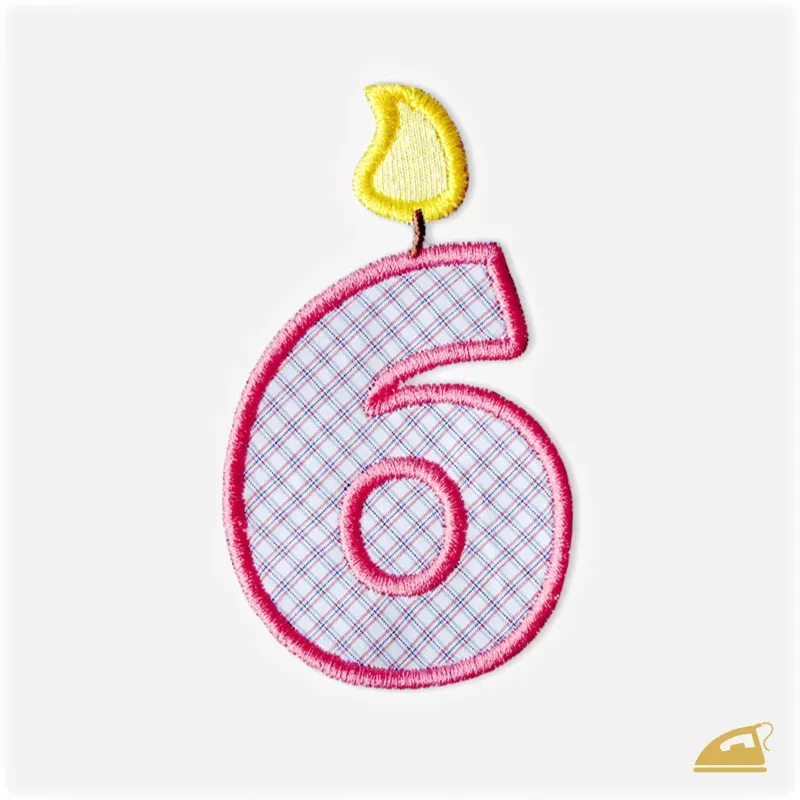 Růžová vyšívaná nažehlovačka číslice 6: Narozeninová svíčka.