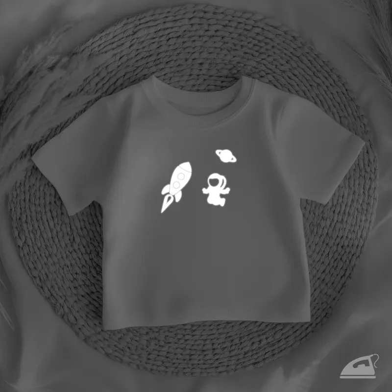 Reflexní nažehlovačka Vesmír a UFO – sada 7 ks na oděvy pro zvýšení viditelnosti za šera a tmy.