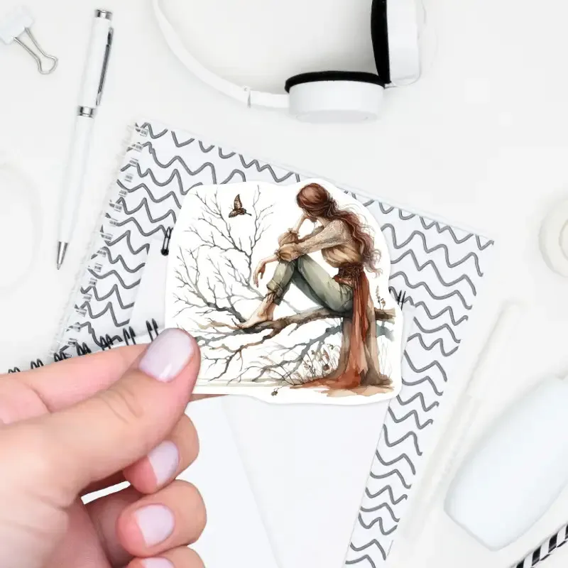 Samolepka zamyšlené ženy.