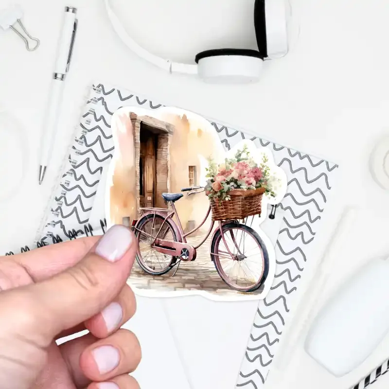 Samolepka do diáře Vistárie: staré vintage kolo s košíkem růží.