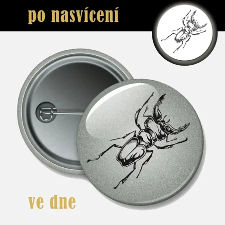 Reflexní odznak Roháč 44 mm – bezpečnostní placka s motivem brouka.