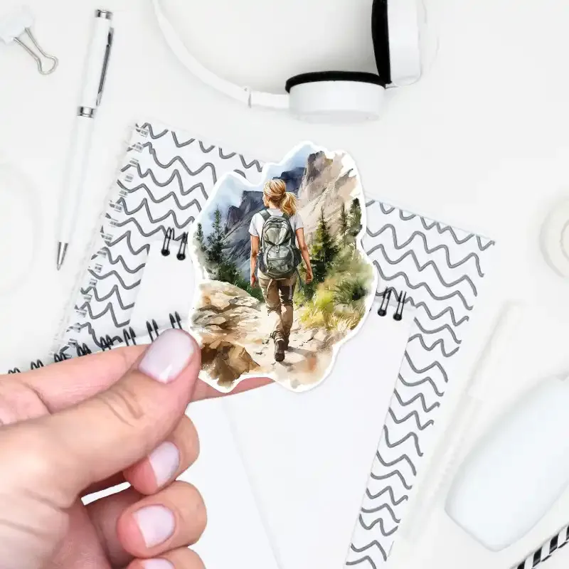 Samolepka do diáře: Turistika a výlety – S batohem na zádech.