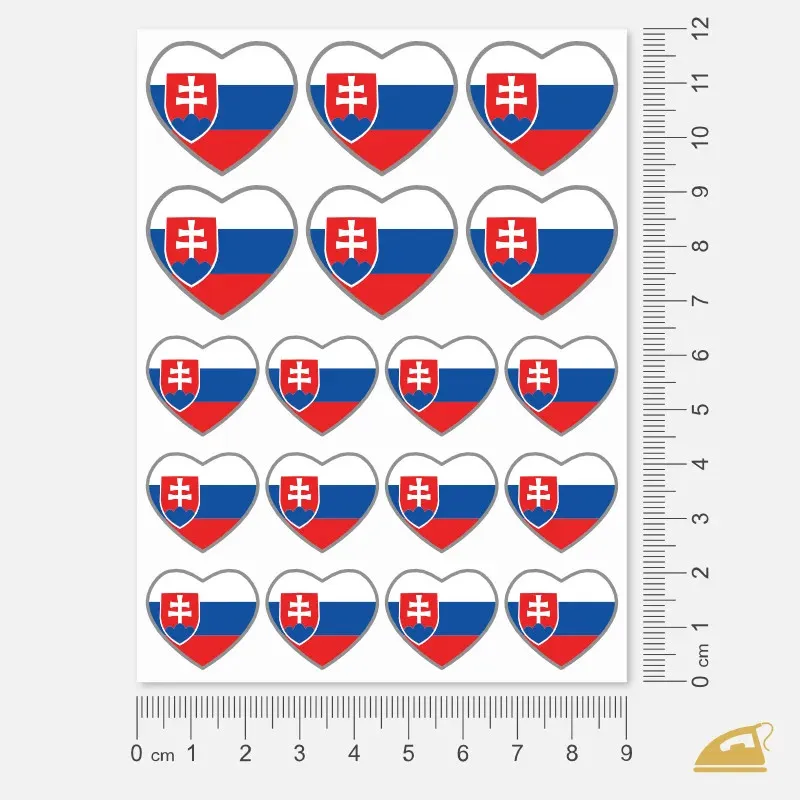 Nažehlovačka Slovenská vlajka Mini srdíčka – snadné nažehlení na světlý i tmavý textil.