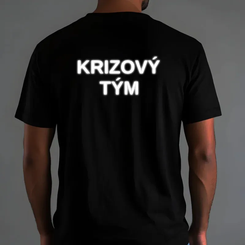 Reflexní nažehlovací nápis KRIZOVÝ TÝM na záda – ke zvýšení viditelnosti v terénu na šera a tmy.