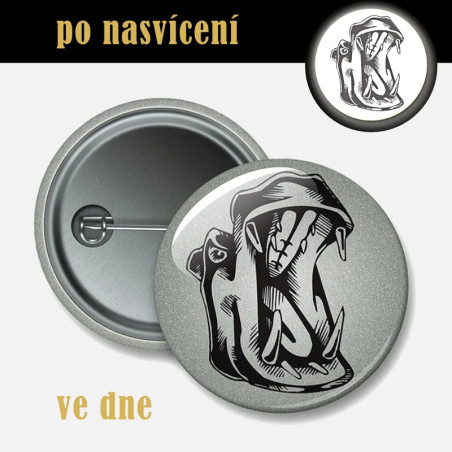 Reflexní odznak Hroch 44 mm – bezpečnostní placka na batoh.