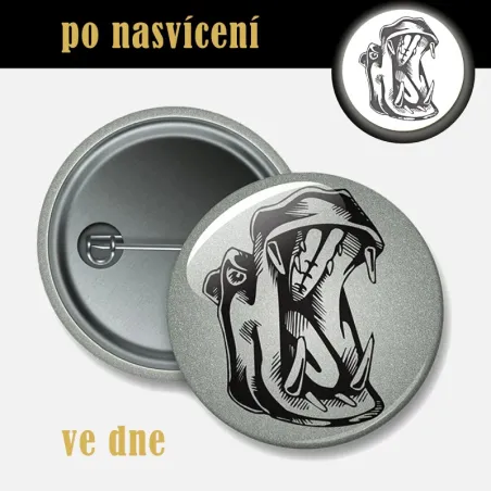 Reflexní odznak Hroch 44 mm – bezpečnostní placka na batoh.